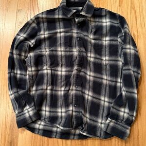 essex crossing men's shirt size M flannel blue grey white soft Fits Small